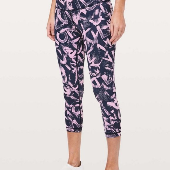 Lululemon Wunder Under Crop (High-Rise) *Full-On Luxtreme 21" Legging Capri Pant - Picture 2 of 6